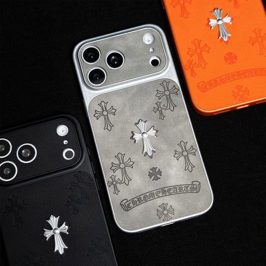 CR HEARTS CROSS PENDANT